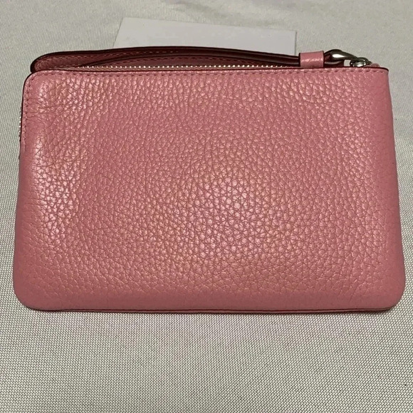 COPY - COACH Wristlet/Wallet,NWT. - Picture 2 of 3